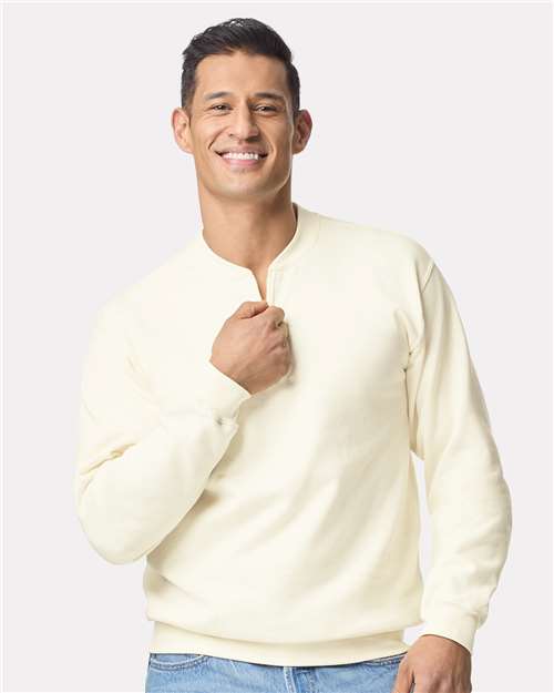 Gildan Unisex Softstyle® Midweight Quarter-Zip Sweatshirt SF008