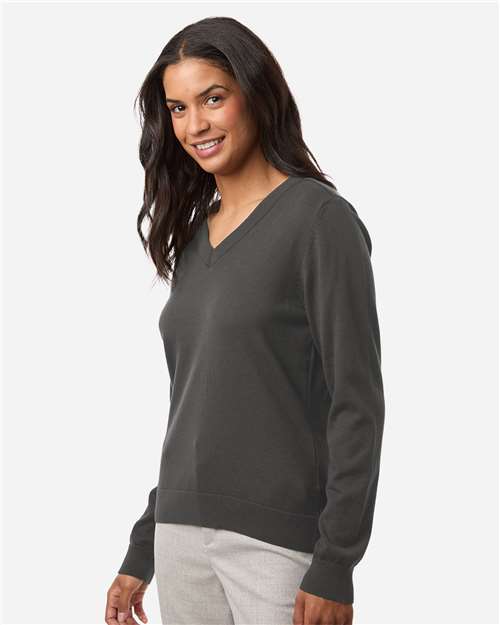 Devon & Jones Women's New Classics V-Neck Sweater DG445W