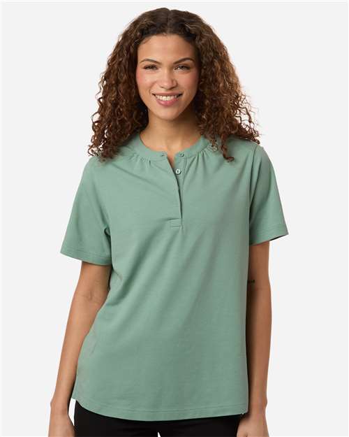 Devon & Jones Women's Seaton Pebble Textured Polo DG102W