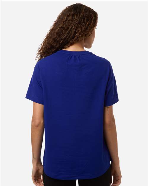 Devon & Jones Women's Seaton Pebble Textured Polo DG102W