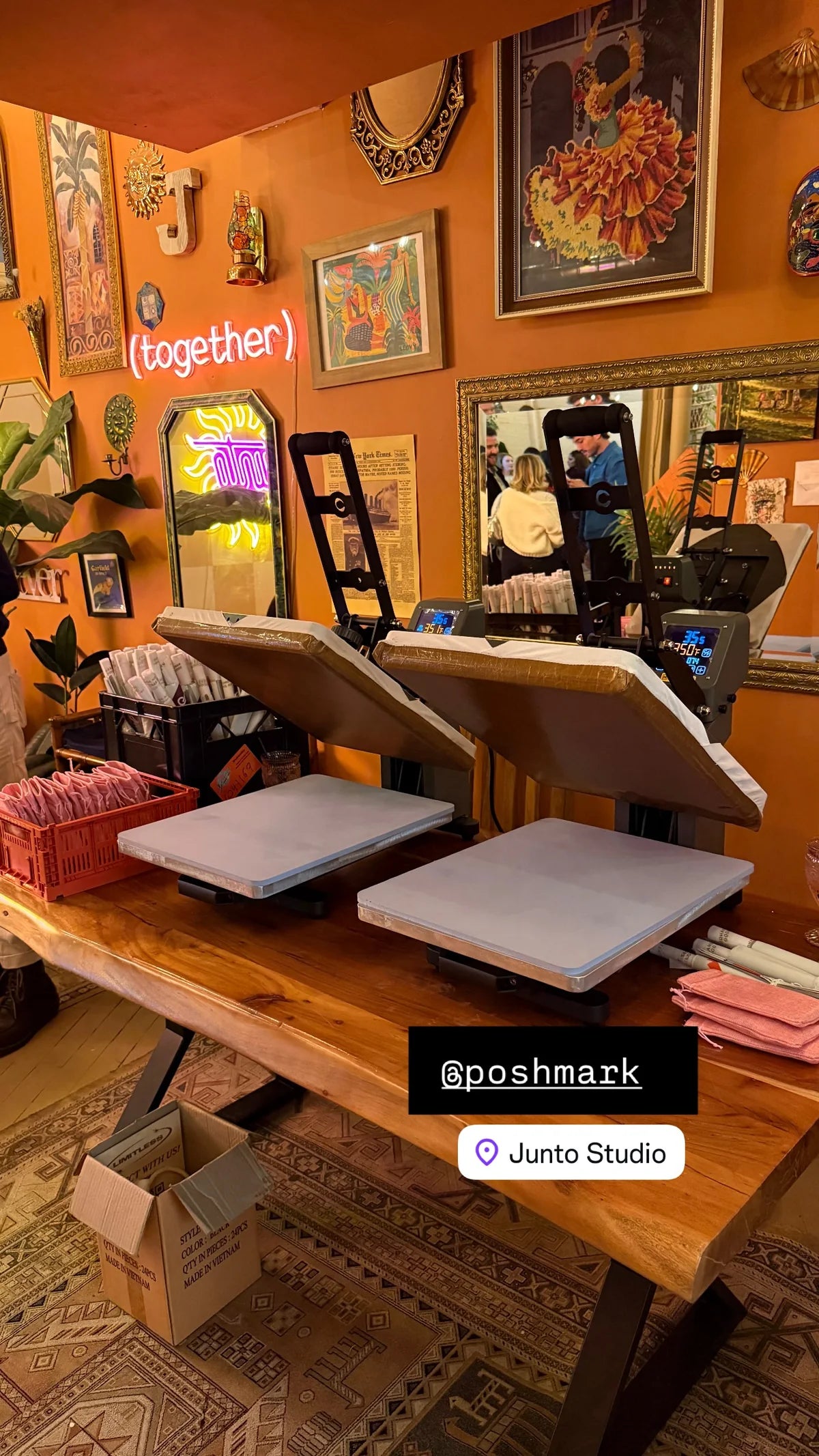 The on-site heat presses at Poshmark’s Junto event.